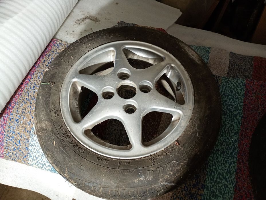 Vând jante vw polo 98