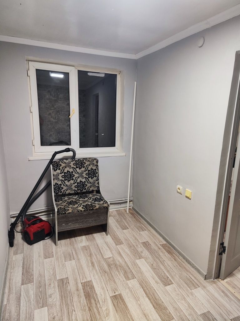 Продается отдельно стоячи  дом