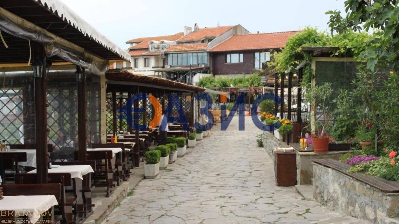 Продава се Едностаен апартамент в к.к. Слънчев бряг - 35 кв.м за 1143 €/кв.м - Снимка #8
