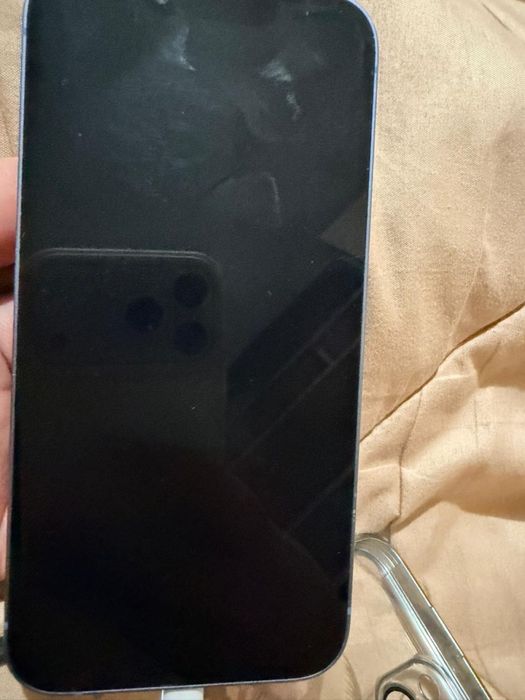 Айфон 14. 128 Гб  с каробочкой