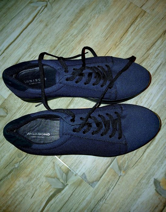 Adidasi originali noi