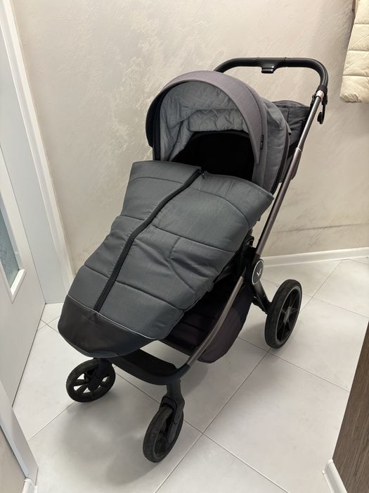 Бебешка количка 2в1 Quick 4.0 Iron Graphite - Muuvo
