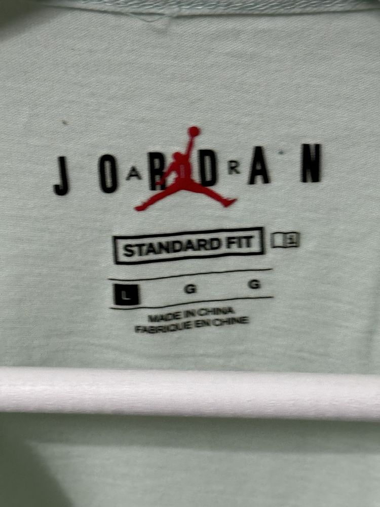 Tricou Jordan (Nu Adidas, Puma)