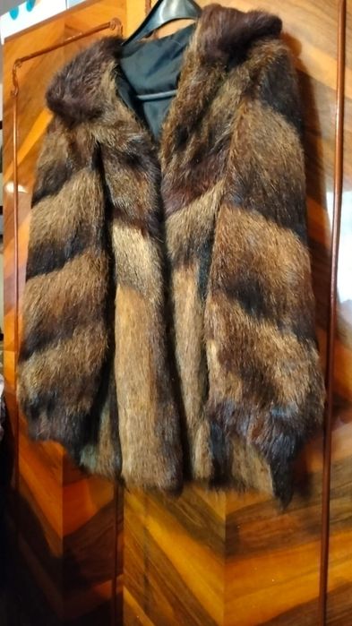 Haina ,scurta nutrie mărime 40/42