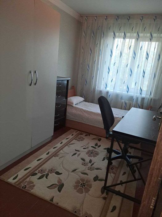 Комната для девушки (студентки). 3-комн. квартира. Долгий срок