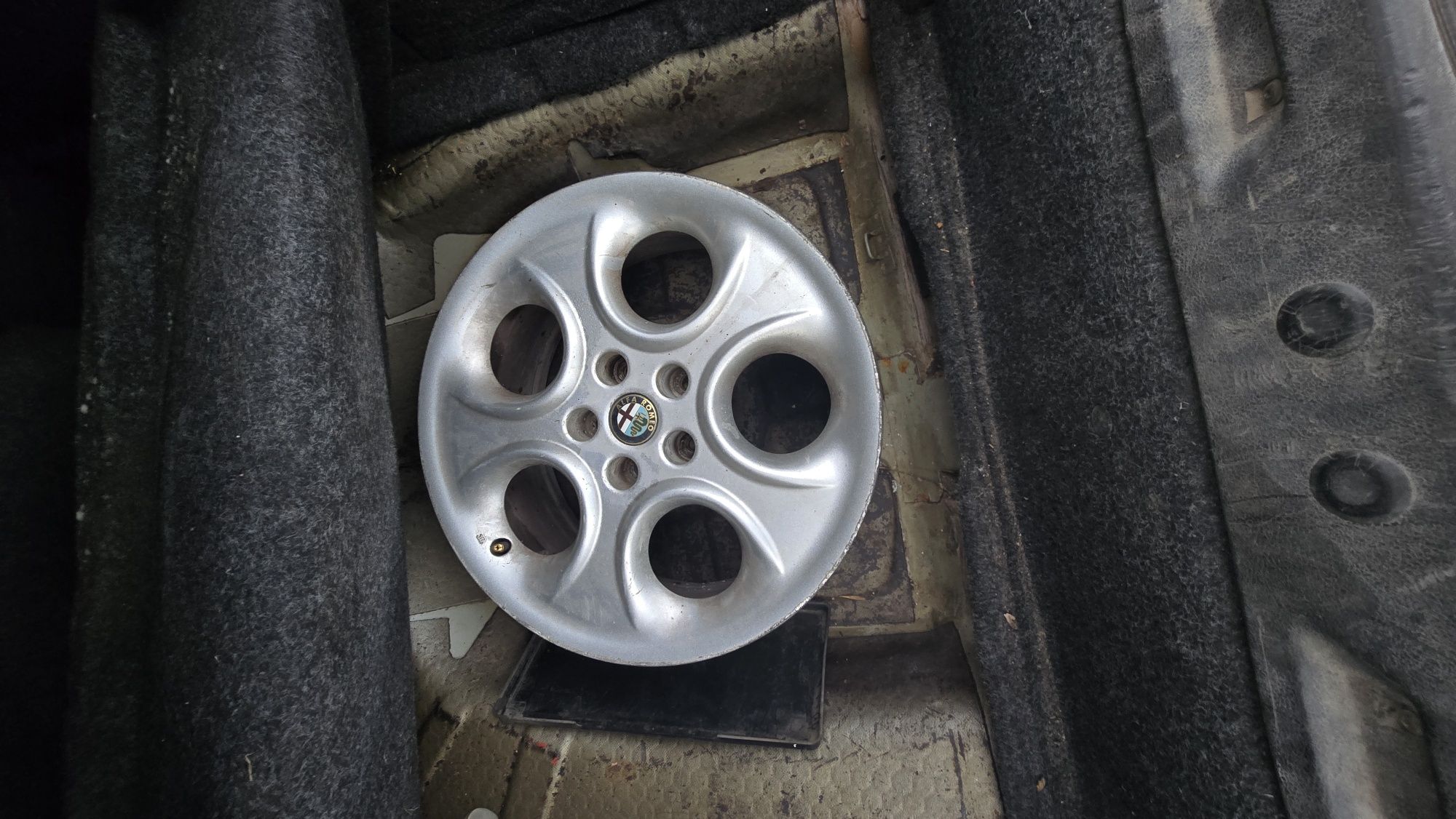 Пподавам Alfa romeo 166 2.4jtd 150hp на части