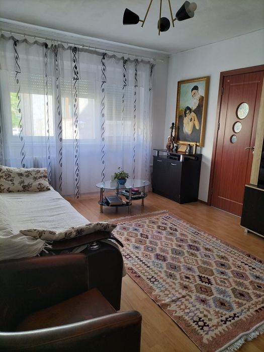 Apartament 2 camere in chirie