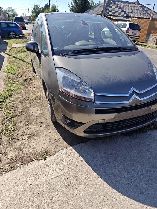 Dezmembrez Citroen C4 Picasso 2009 1.6hdi cutie robotizata. Constanța