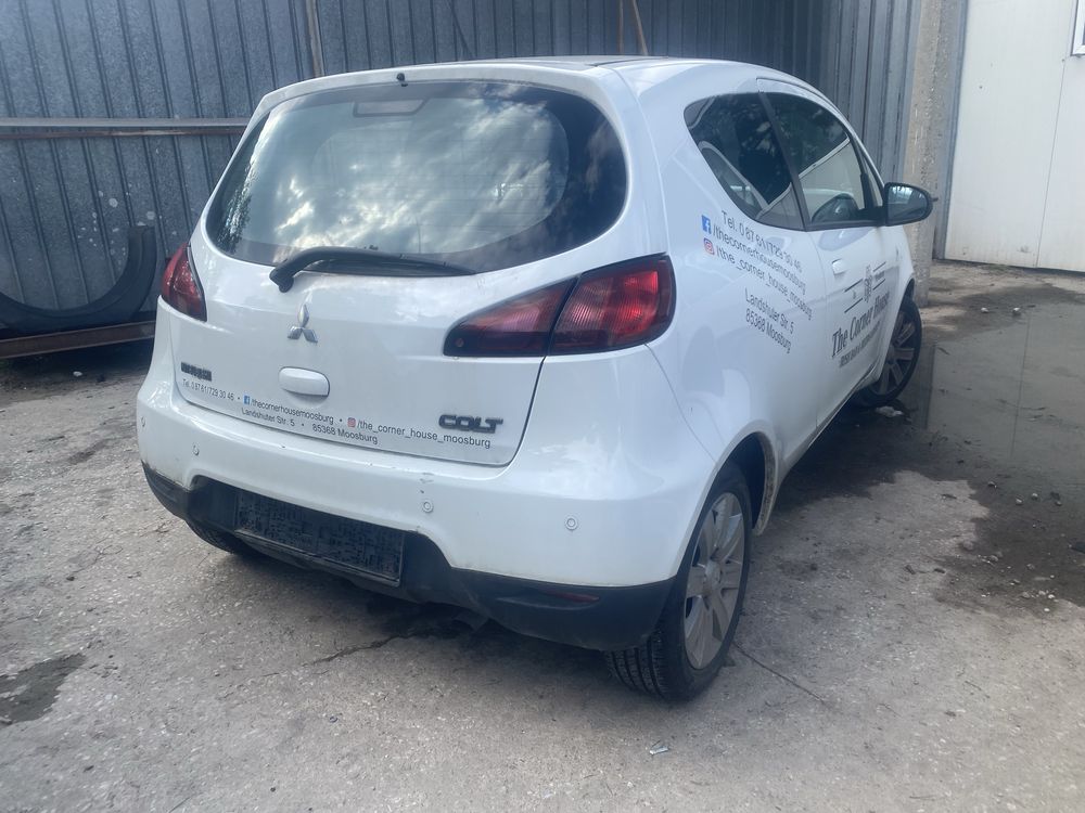 Mitsubishi Colt 1.1 face на части