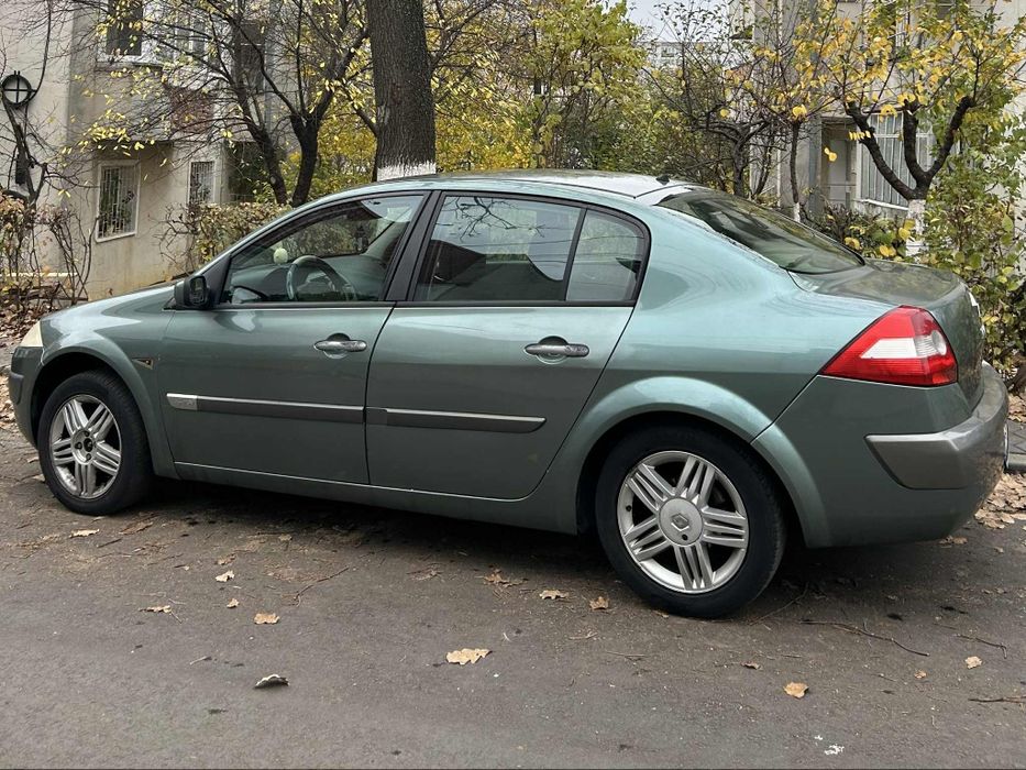 Renault Megane II Sedan