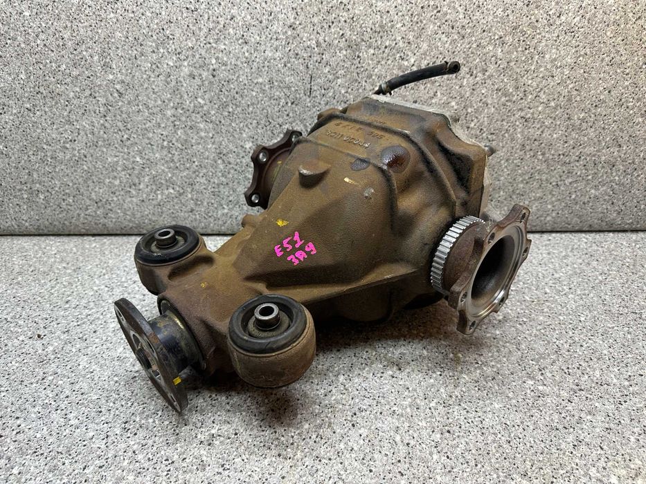 Редуктор на Эльгранд Elgrand E51 из Японии