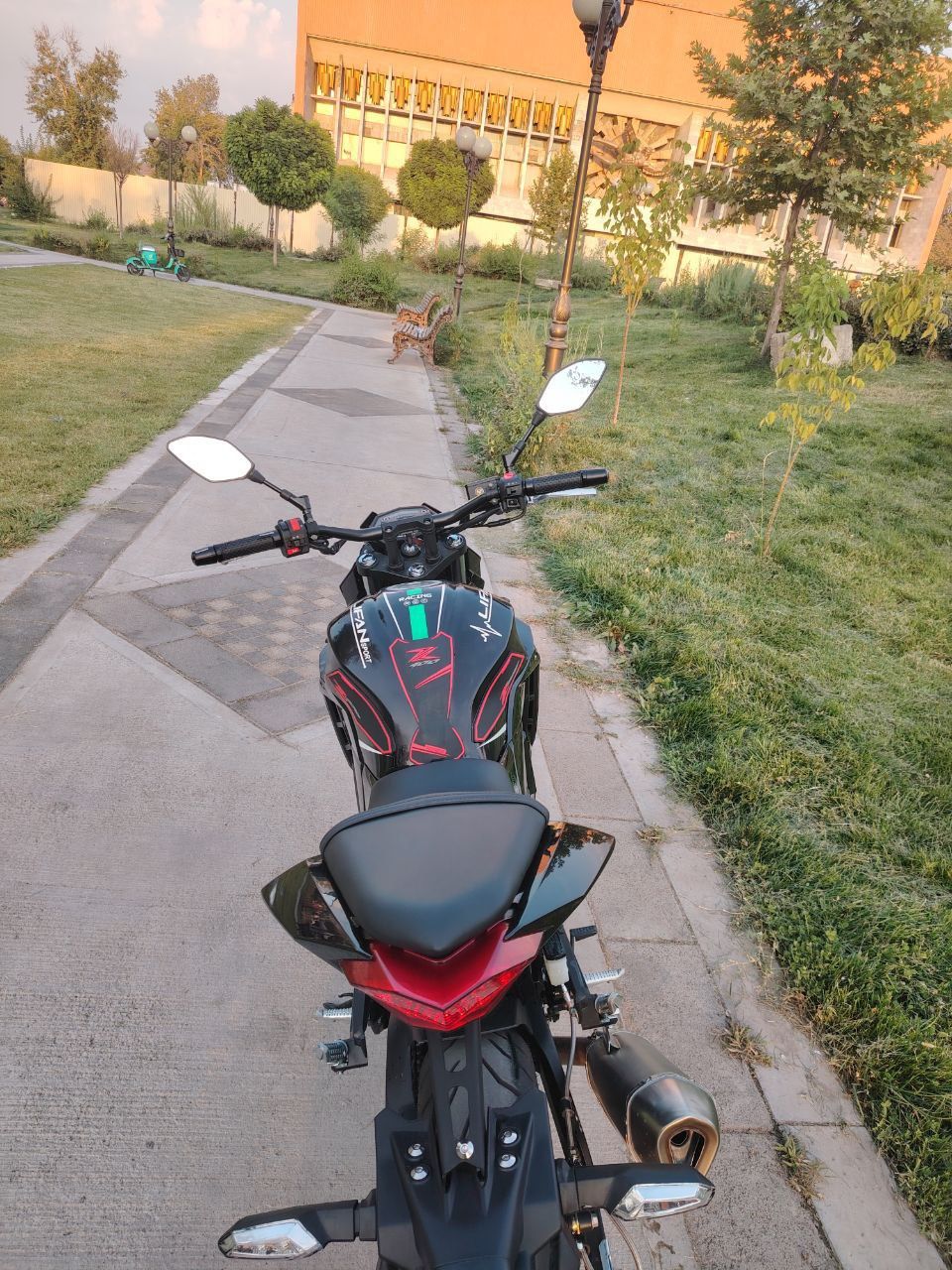 Мотоцикл , Sinski