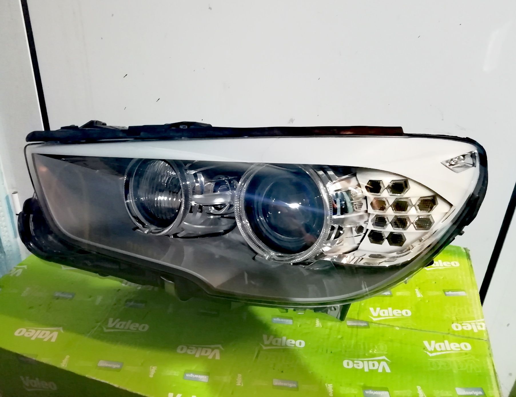 Фар фарове за BMW 5 F07 GT / БМВ 5 Ф07 ГТ Dynamic-Xenon LED.