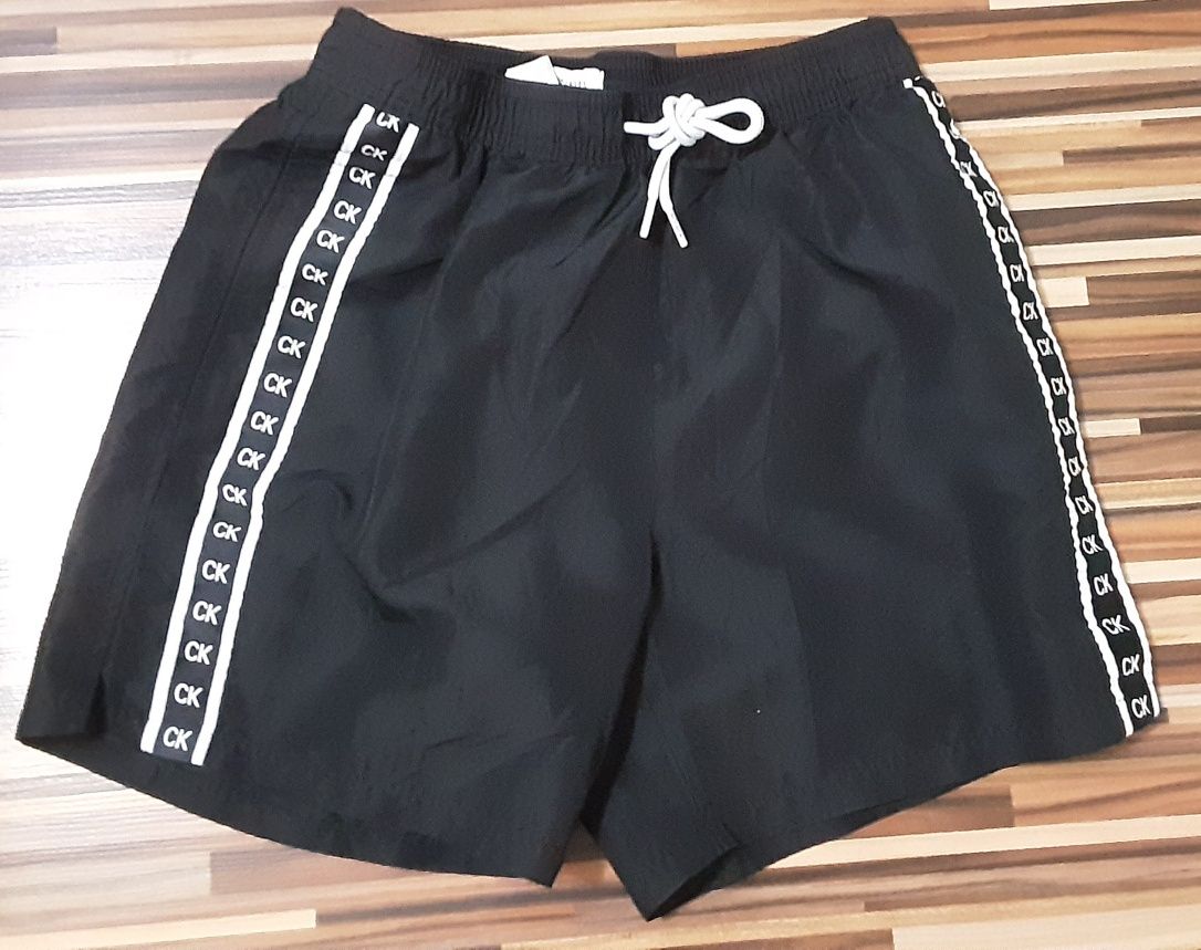 (S) Calvin klein оригинални къси панталони/шорти/бански