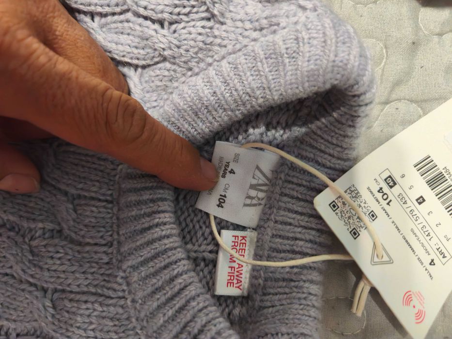 Bluzițe noi, Zara, 104