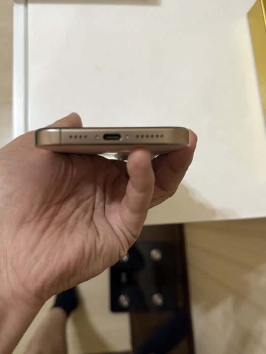 Продаю Iphone 16 Pro Max 256 gb Desert в идеальном состояние