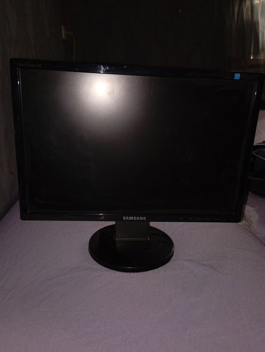 Продается монитор