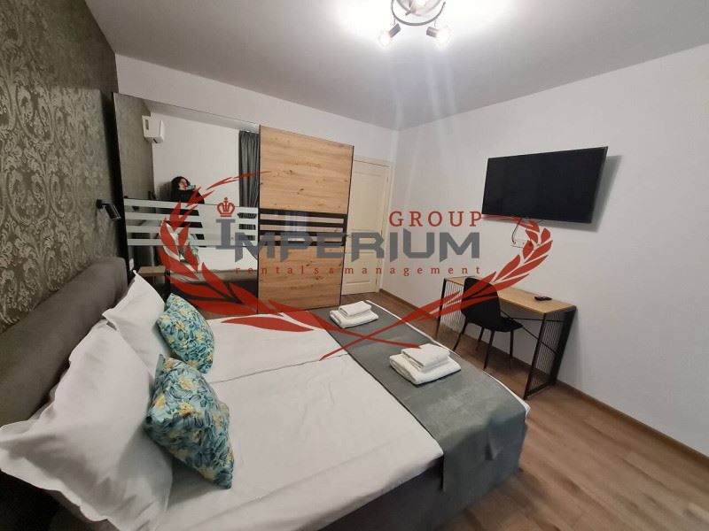 Дава се под наем Двустаен апартамент в Варна, Център - 50 кв.м за 693.6 € - Снимка #3