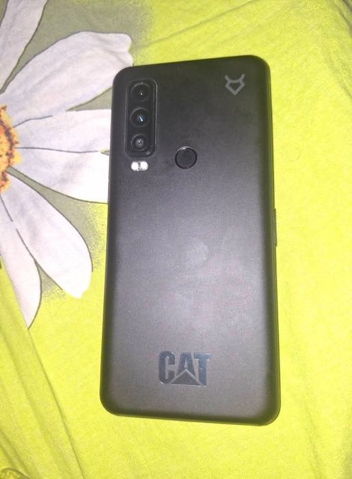 Смартфон cat s75