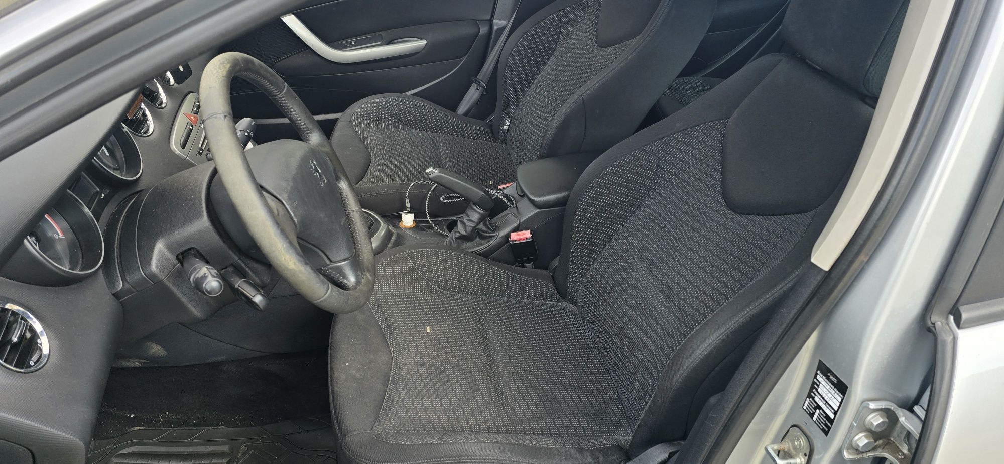 Peugeot 308 sw 1.6 HDI