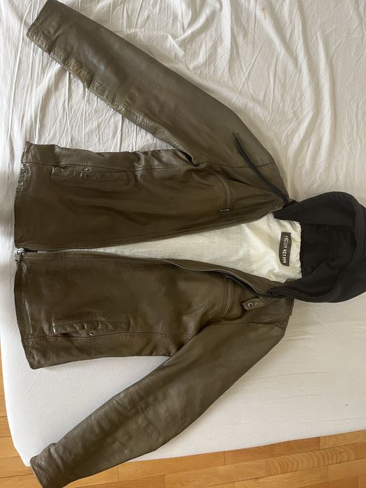 Geaca piele Freaky nation in stare excelenta, ca noua