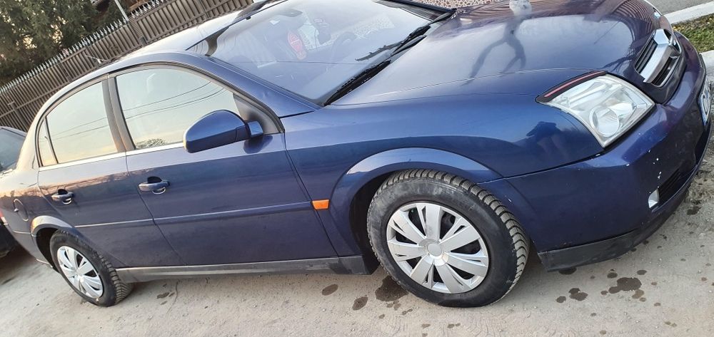 Vând Opel Vectra