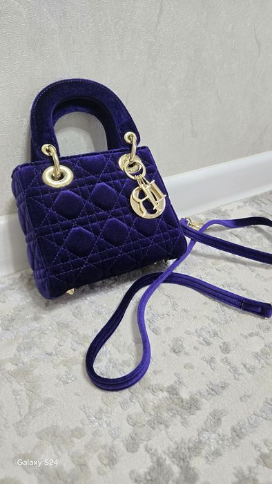 Новая сумка под диор