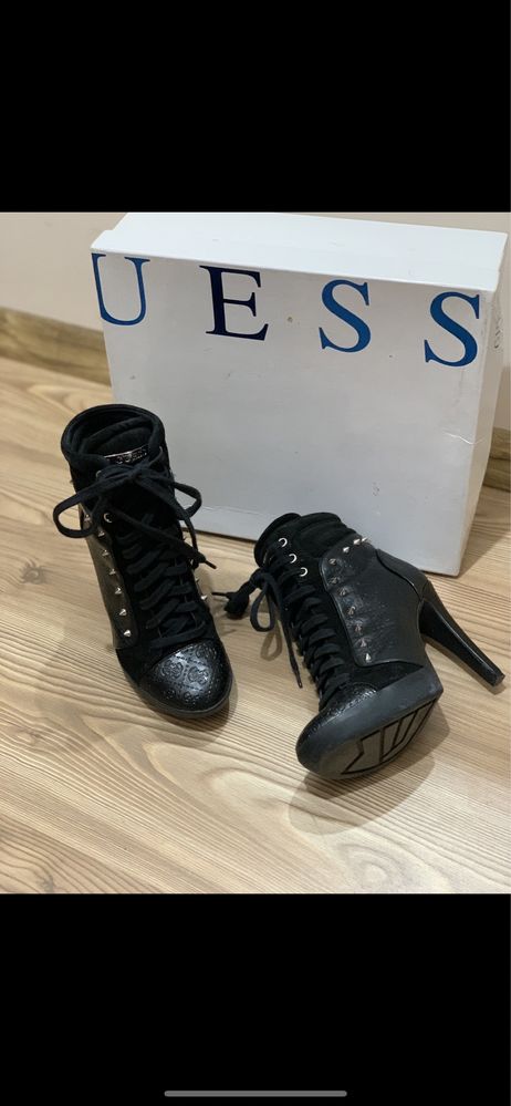 Дамски обувки Guess и други марки