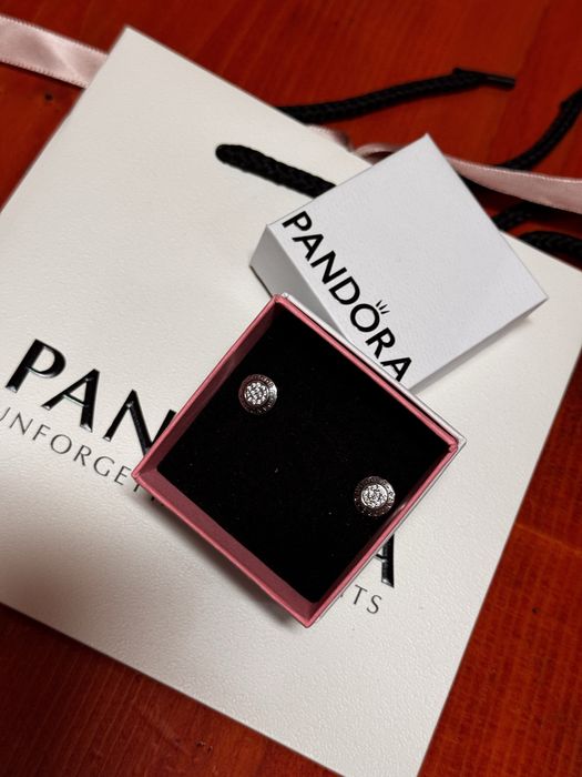 Пандора обеци Pandora
