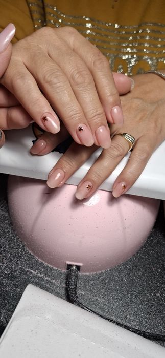 Unghii gel sau semi 50 si 80 lei Orice lungime