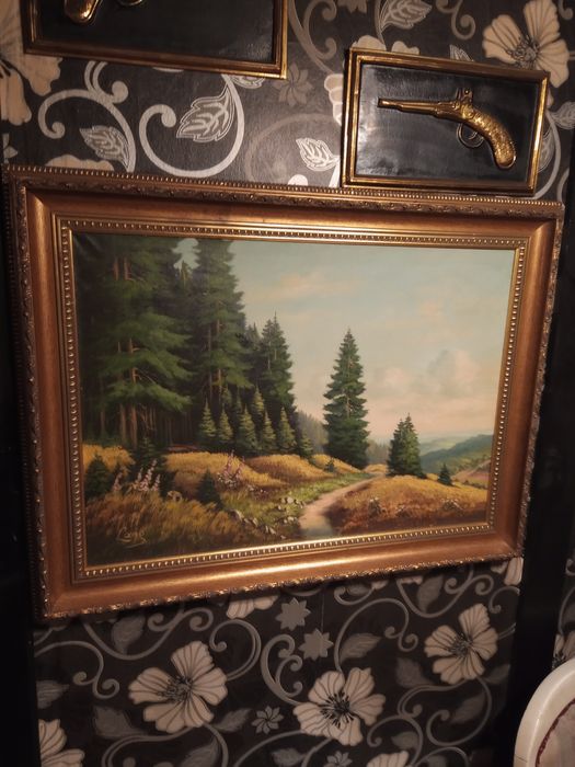 Маслени картини  с реставрирани рамки