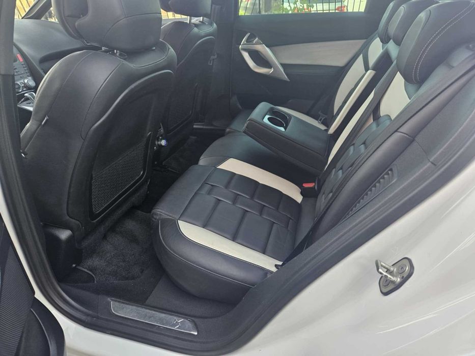 Citroen DS 5 2.0 HDI Hybrid 4x4 automat