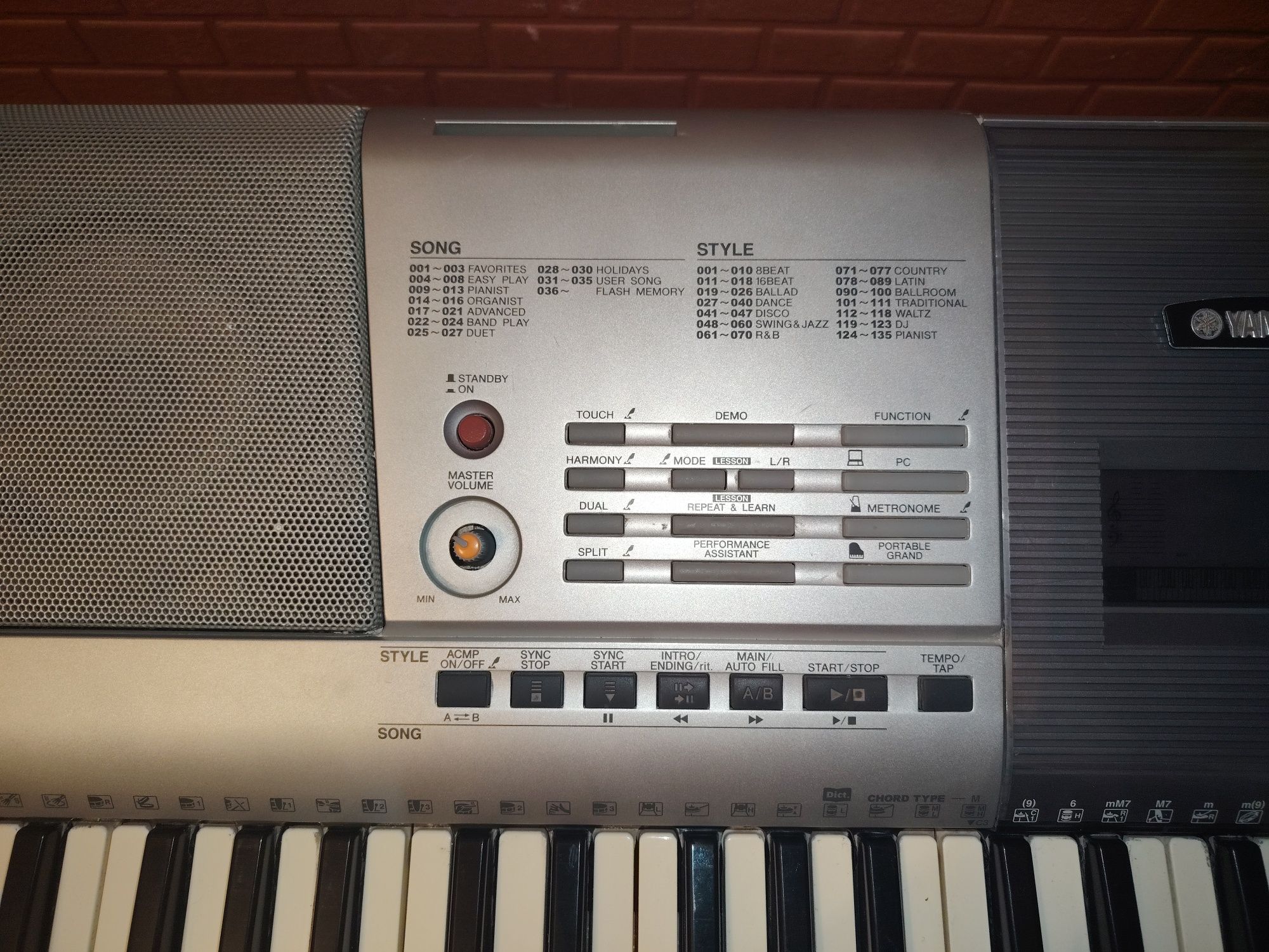 Yamaha PSR-295 Sotiladi