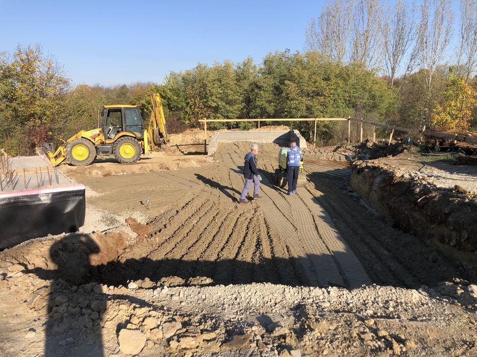 Tocator crăci// miniexcavator/ buldoexcavatot/bascul cu macara