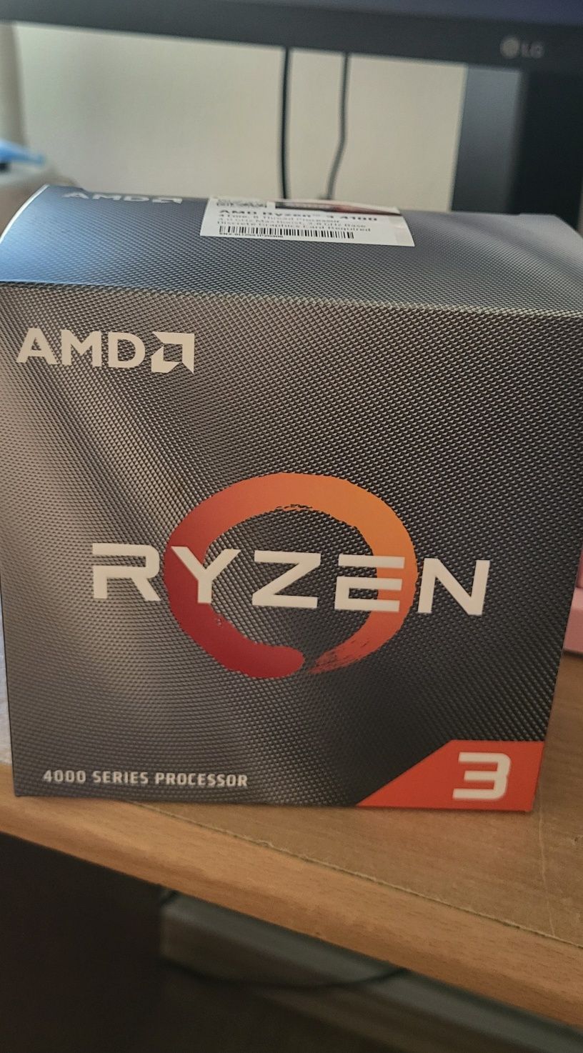 Procesor AMD Ryzen 3 4100. Garantie 2026. Full box. Factura.
