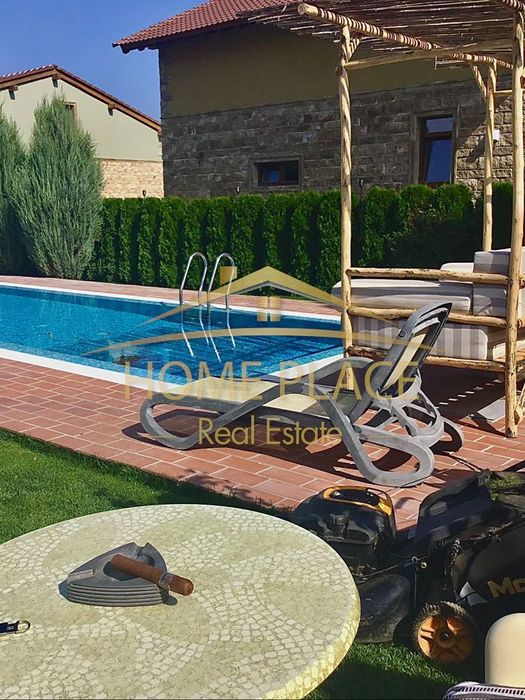 Продава се Къща в с. Приселци, Област Варна - 330 кв.м за 1455 €/кв.м - Снимка #4
