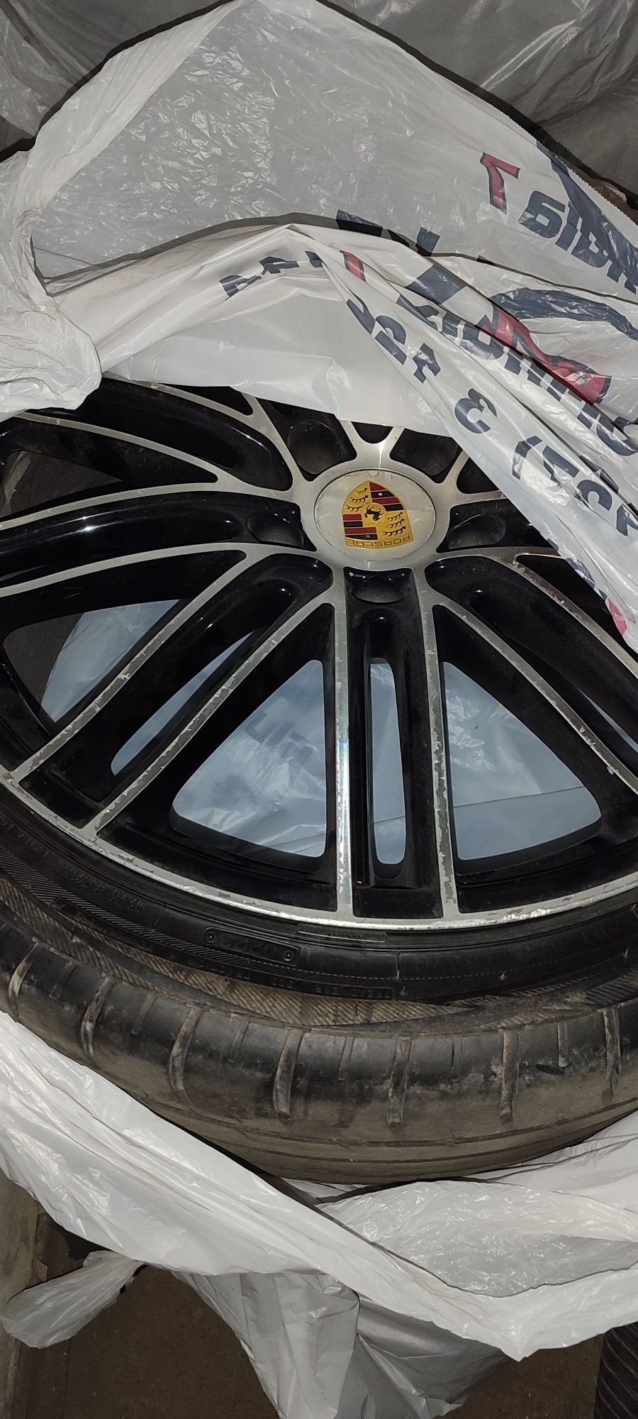 Диски R21 Porshe 295/35/21 с резиной