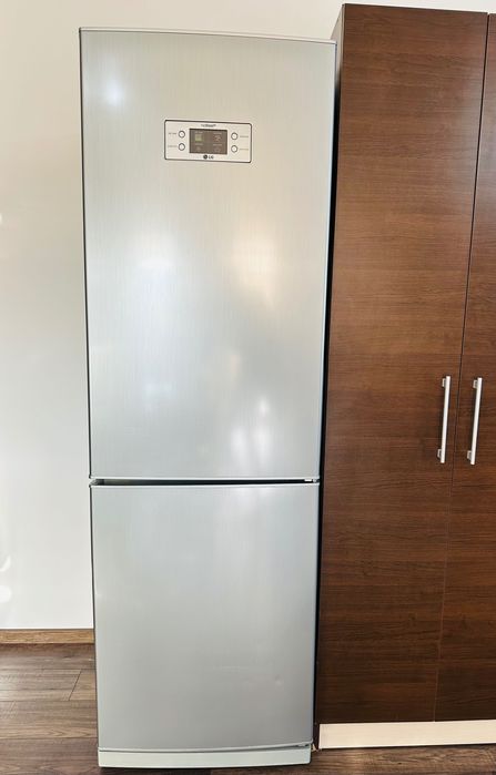 Vând Frigider în stare foarte bună.