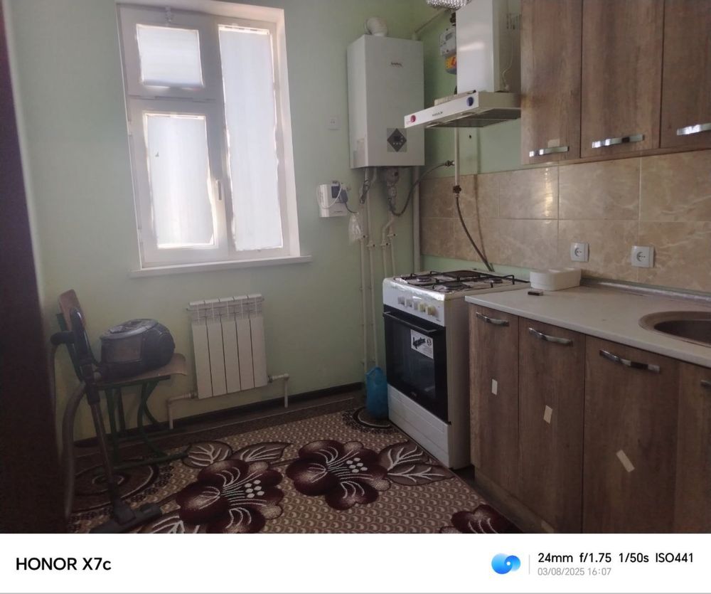 Hamro bobo oldida Ijaraga 2xonali 3 qavat oilaliga ijara