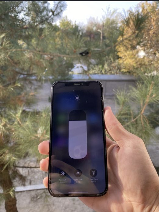 Iphone 12pro sotiladi srochna