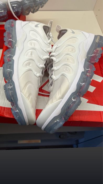 100% Оригинални Nike Vapormax Plus в номер 44-28 см