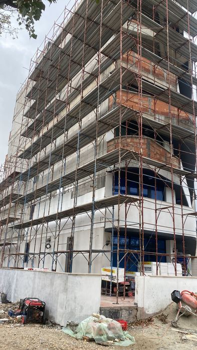 Inchiriez Popi Metalici Schela Metalica Cravate