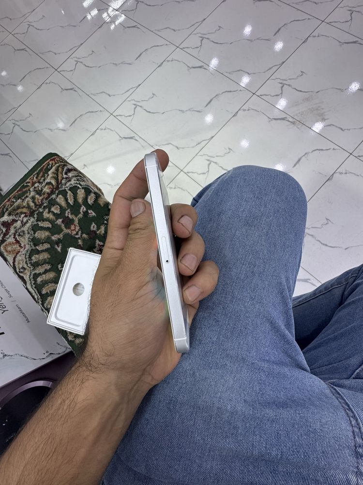 iPhone 5 radnoy ideyal usto kurmagan karopka dakment ime utgan