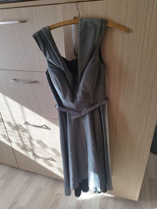 Rochie argintie eleganta!