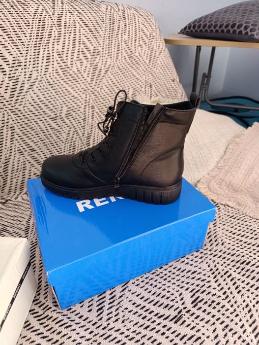 Ghete noi de vânzare - marimea 36