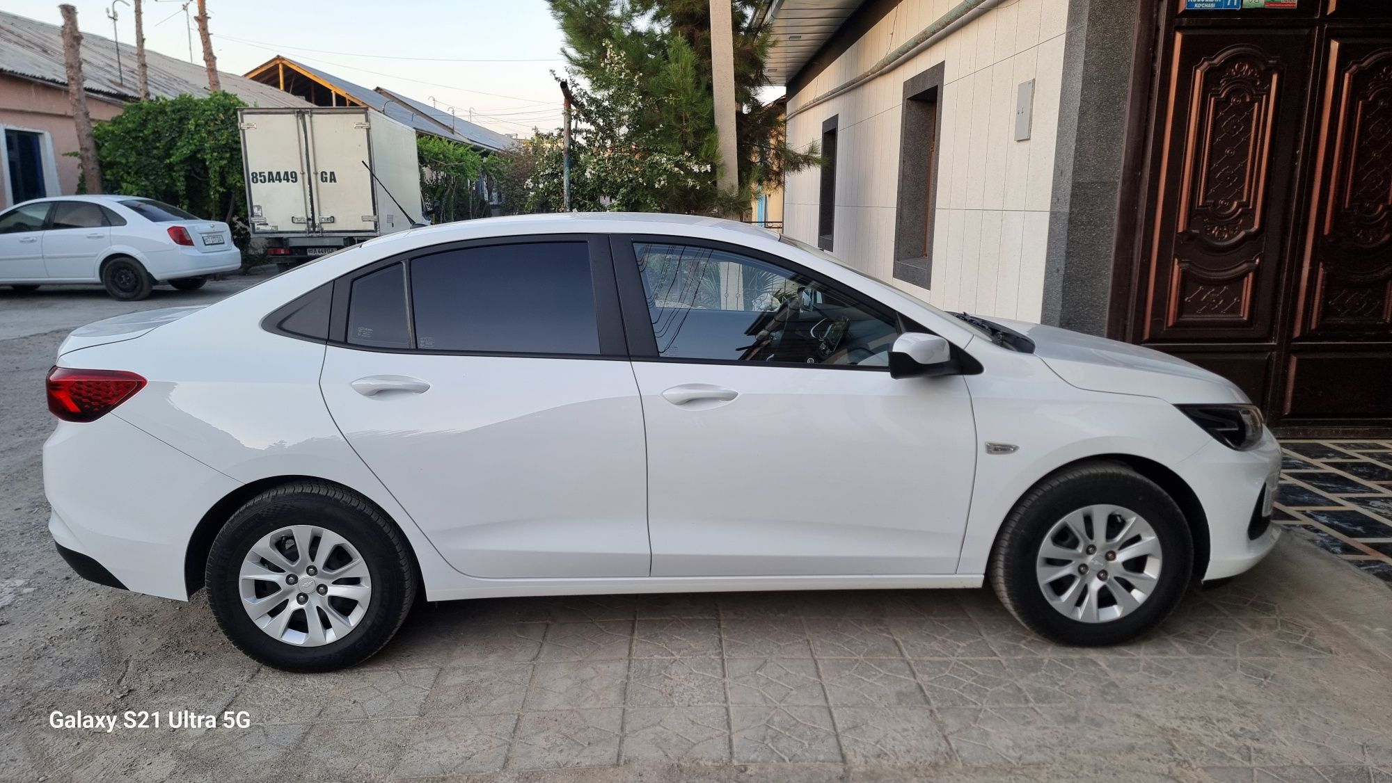 Onix mexanika oq