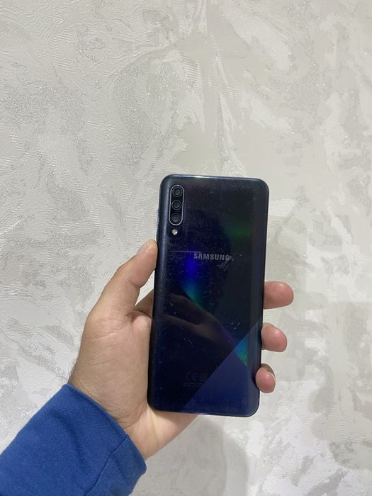 Samsung a30s sotiladi