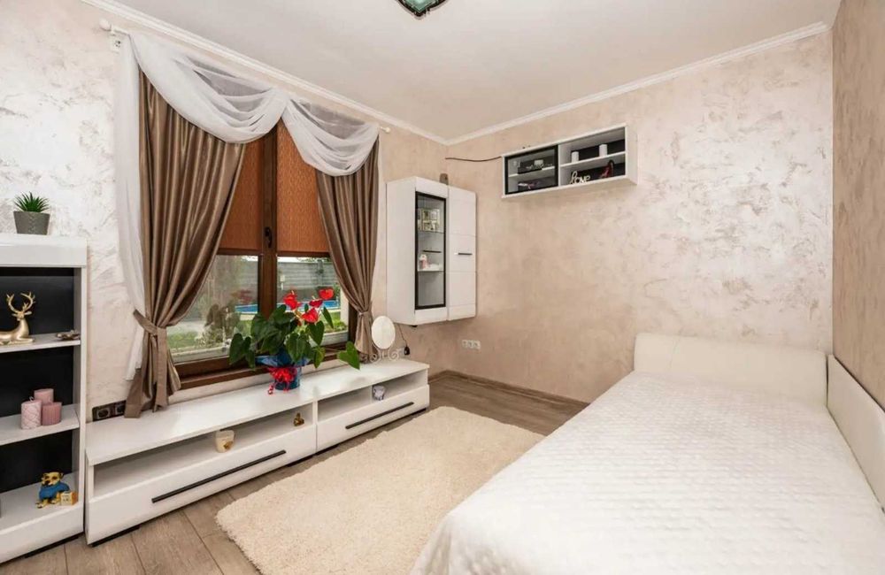 Комплект секции, шкафове за хол, офис