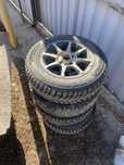 Продам зимнюю резину с дисками175/70R13