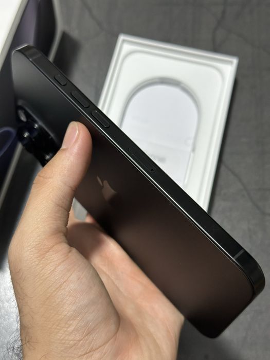 iPhone 16 Pro Max 100%Baterie Black Titanium Superb !